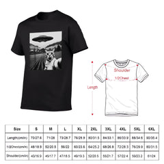 Cat and UFO Funny Selfie Pattern Clothes - A Gift For Friend,Family,Colleagues,Fellow Student,Roommates - OLESA