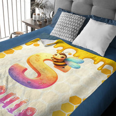 Custom Bee Blanket - Personalized Bumblebee Initial Name Blanket - Gift for Children - OLESA