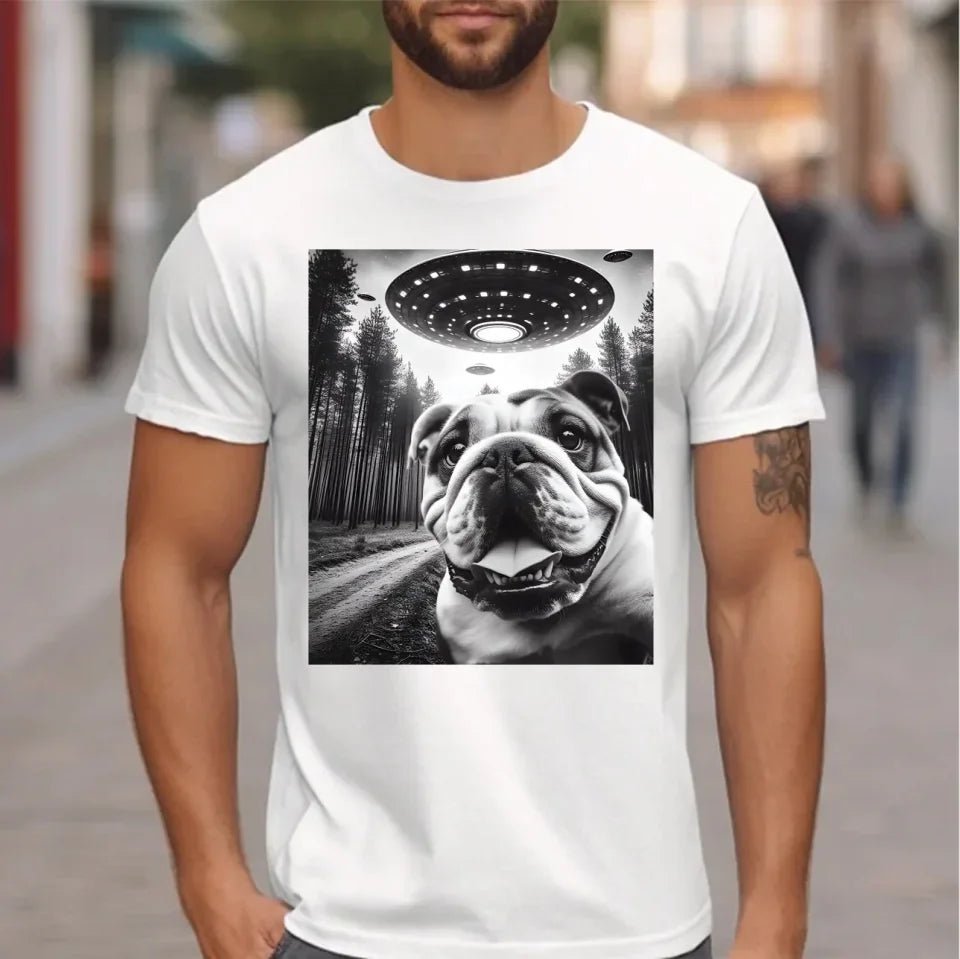 Pug and UFO Encounter Theme Costume - A Gift For Friend,Family,Colleagues,Fellow Student,Roommates - OLESA