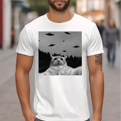 Weird Theme Kittens and UFO Clothe - A Gift For Friend,Family,Colleagues,Fellow Student,Roommates - OLESA