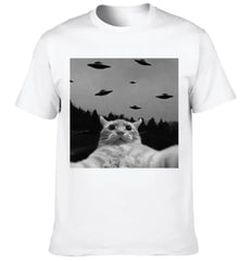 Weird Theme Kittens and UFO Clothe - A Gift For Friend,Family,Colleagues,Fellow Student,Roommates - OLESA