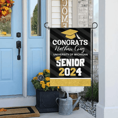 Best Gift Idea Graduation Garden Flag, Class of 2024, Senior Gift - OLESA