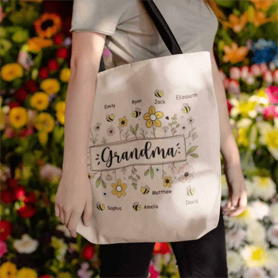 Family Personalized Garden Bees Zippered Bag For Grandma - OLESA